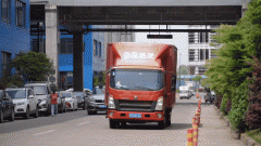 “世界超市”闯“关”记——美“对等关